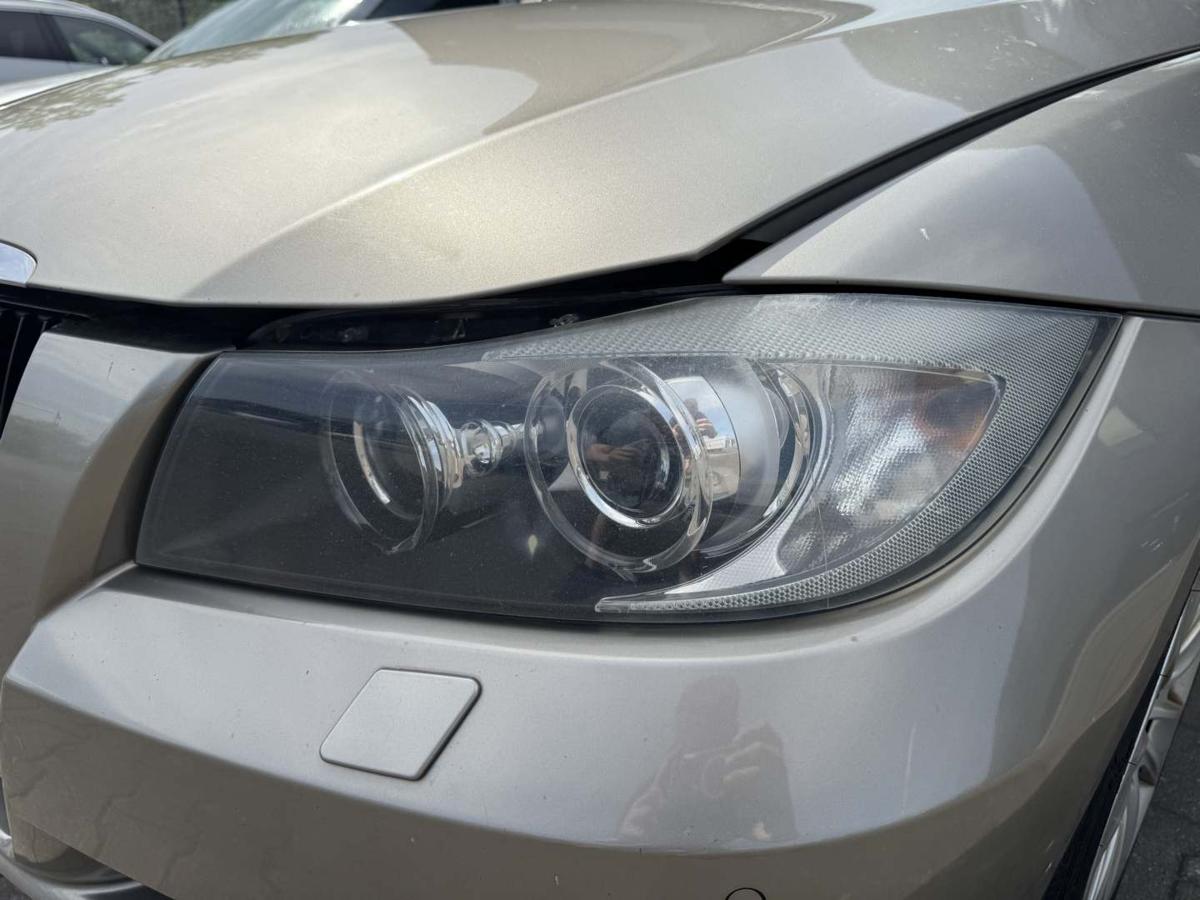 BMW 3er E91 original Xenonscheinwerfer vorn links Bj.2008